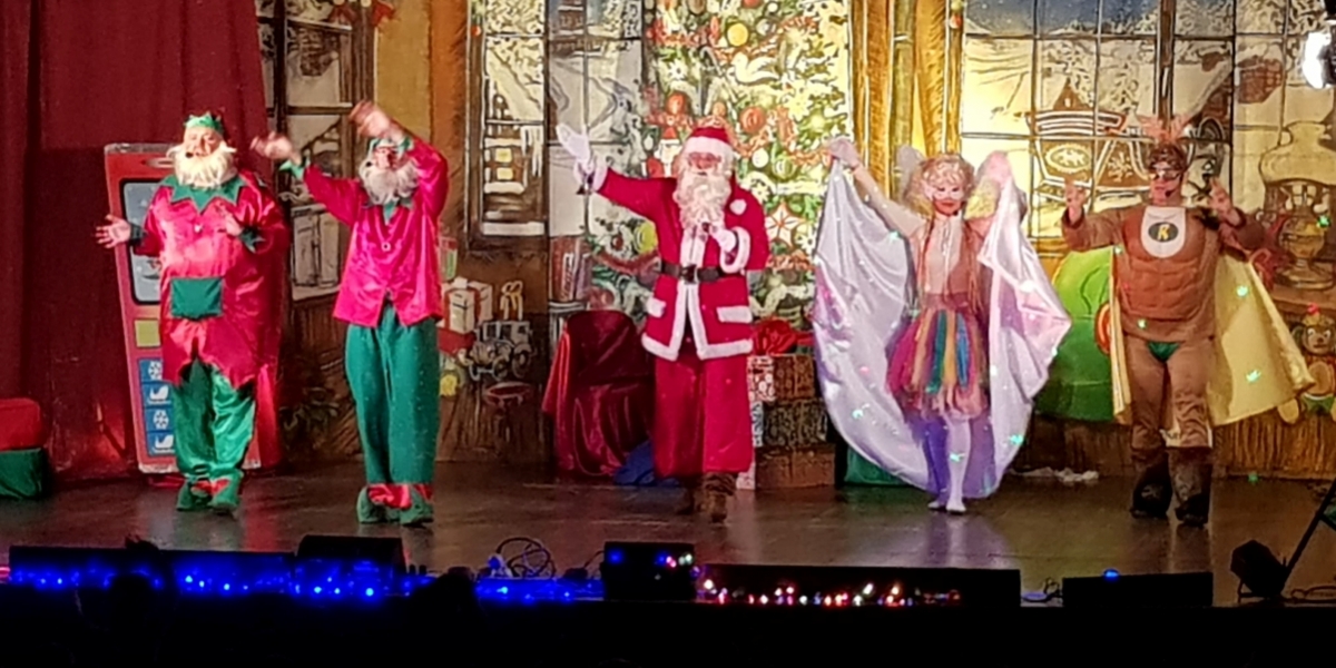 Przedstawienie Mikołajkowe (foto)