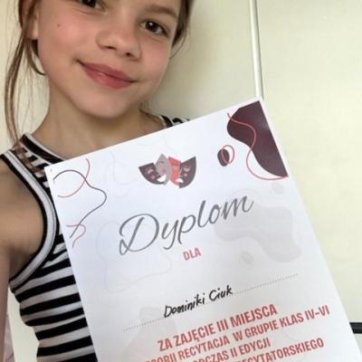 Sukces Dominiki Ciuk w Małym Konkursie Recytatorskim 